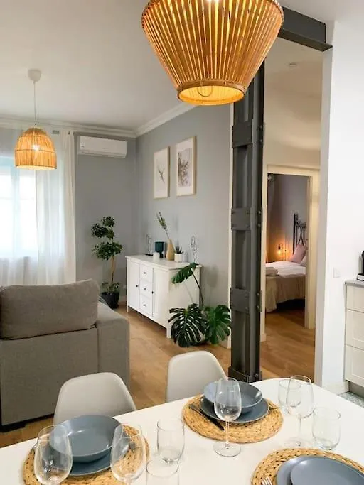 Bright Flat Rosaleda Appartement Málaga